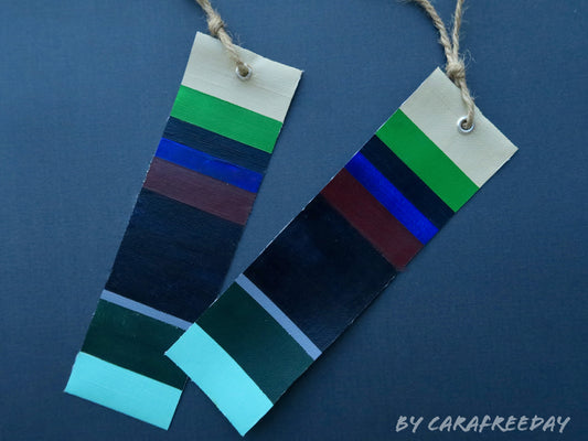 Navy and Green bookmark, Hand painted bookmark, Bendable Canvas bookmark, high quality bookmark, gift for book lover, Book Tok, Minimalist