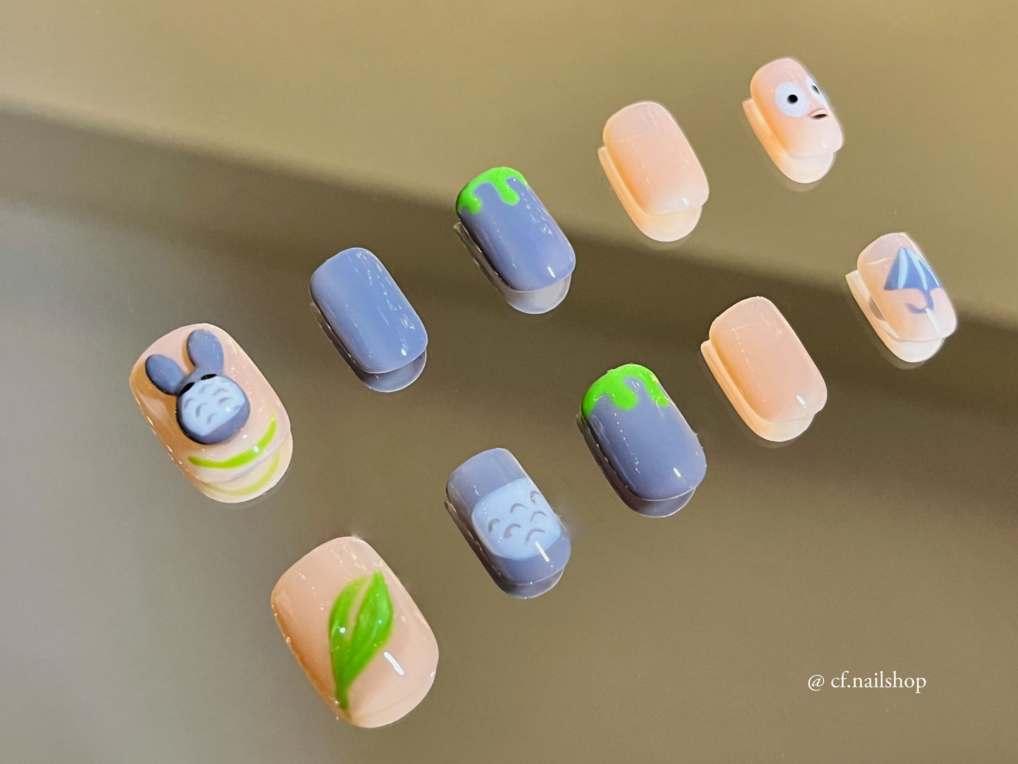 Totoro -  Press on nail