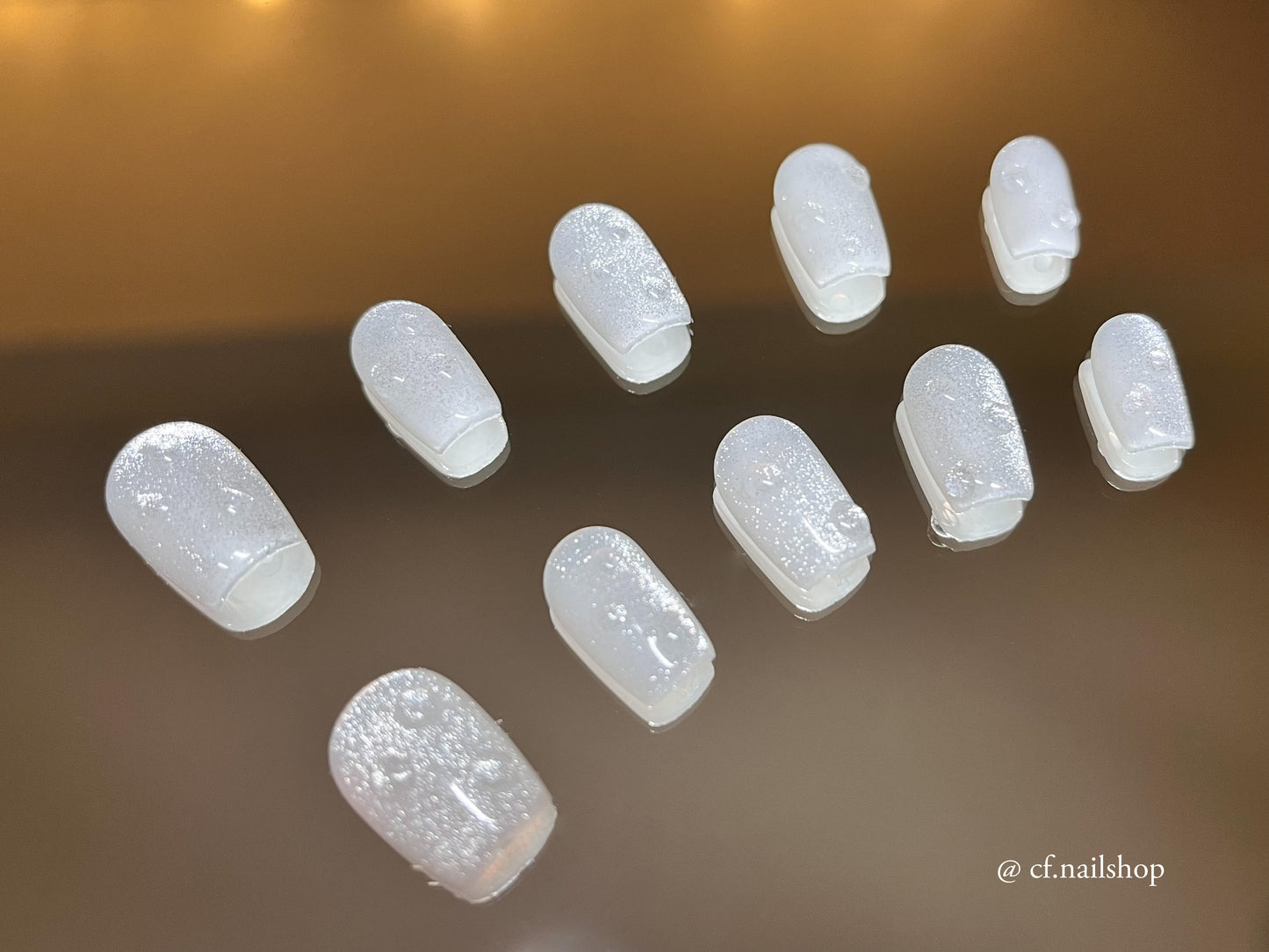 Misty Raindrop -  Press on nails (Cat Eye)