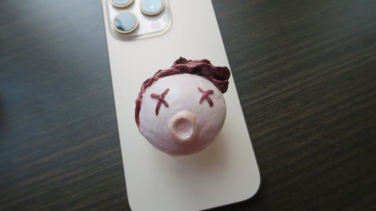 Friends next door  - Clay head phone grip